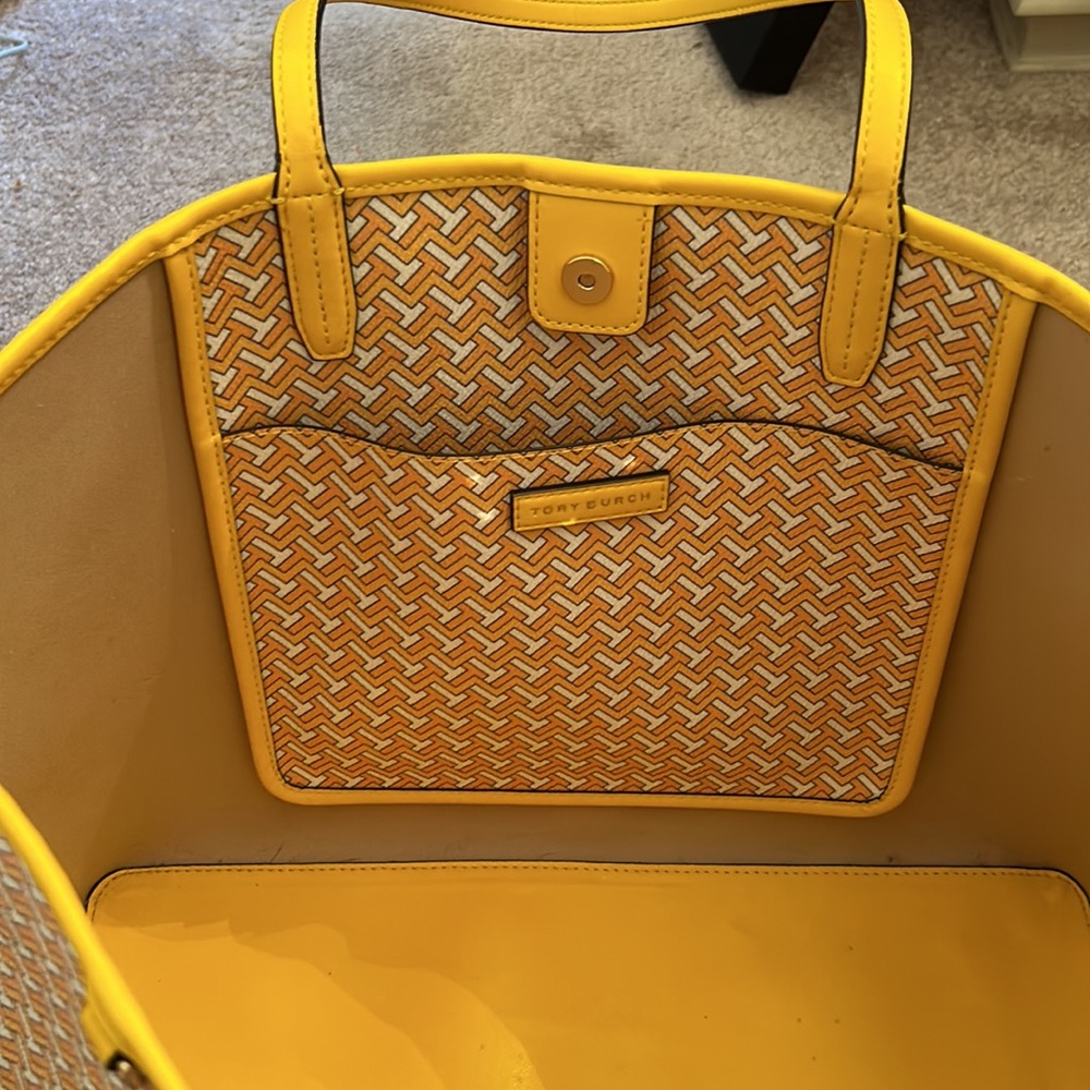 Tory Burch Hugh Tote Bag - Picture 8 of 13